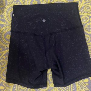 Lululemon align shorts in polar shift emboss black